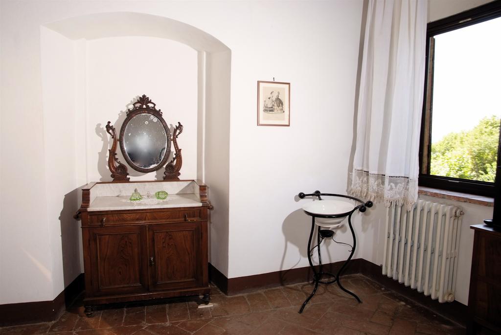 Residenza D'Epoca Il Cassero Лучіньяно Екстер'єр фото